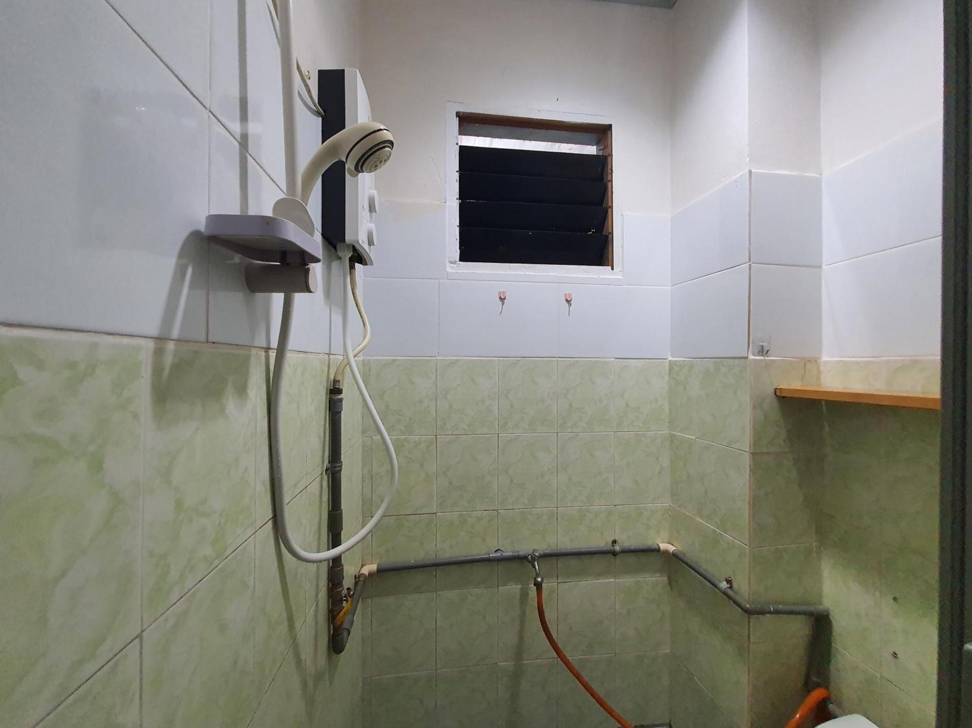 Oyo 90972 Jj Homestay 미리 외부 사진