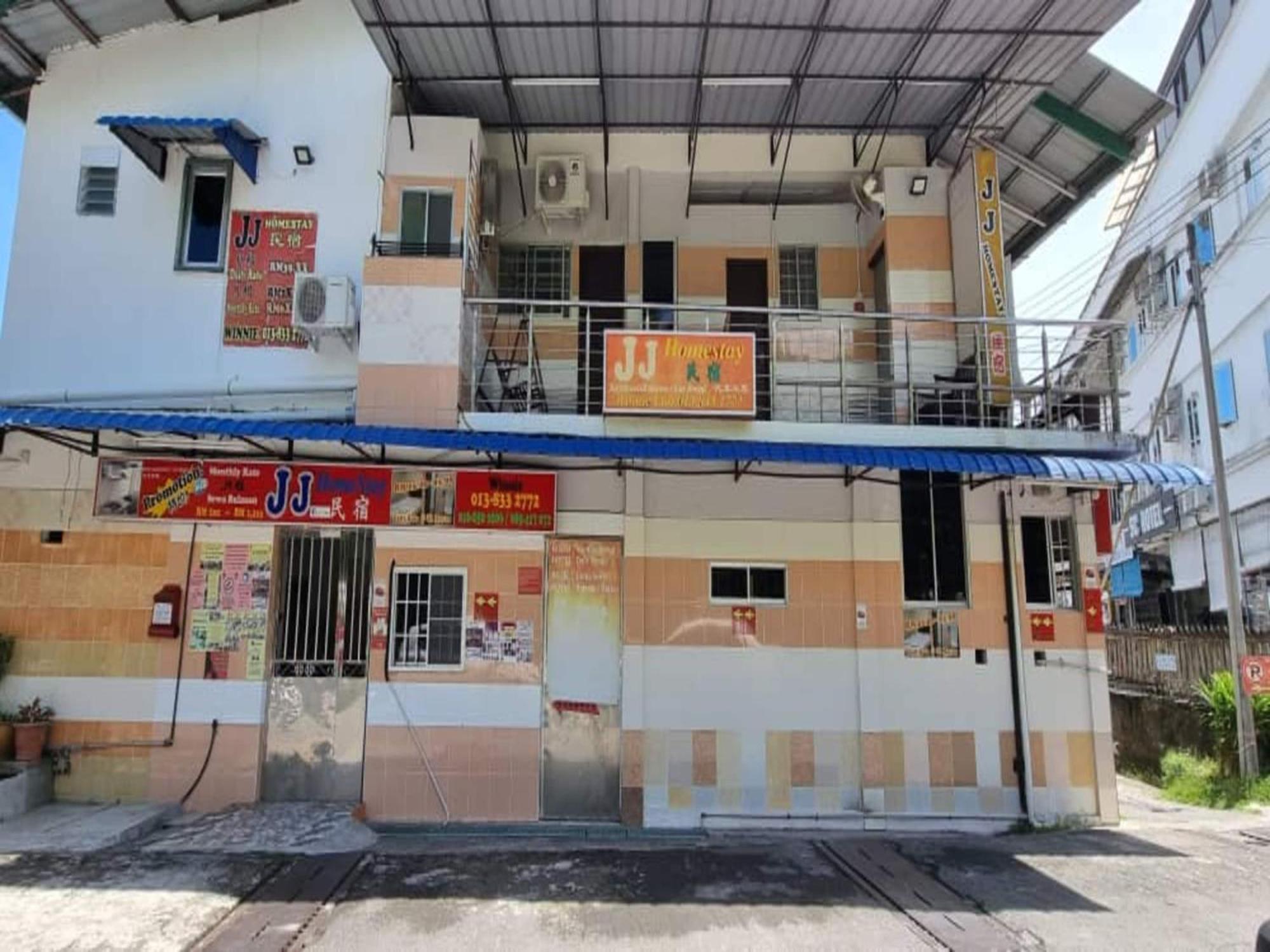 Oyo 90972 Jj Homestay 미리 외부 사진