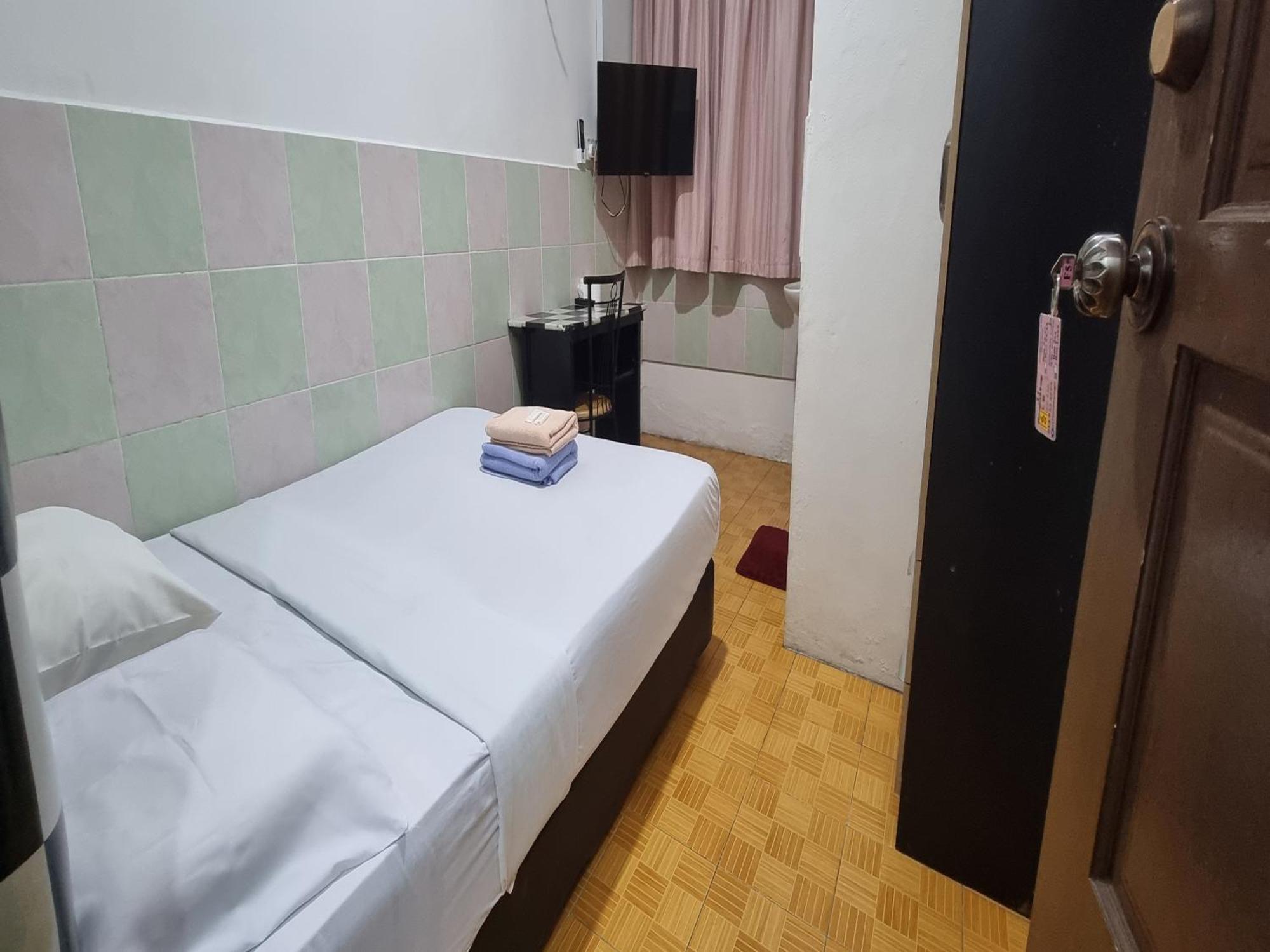 Oyo 90972 Jj Homestay 미리 외부 사진